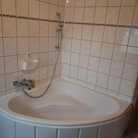 Schoene Doppelhaushaelfte Am Meer! Appartamento